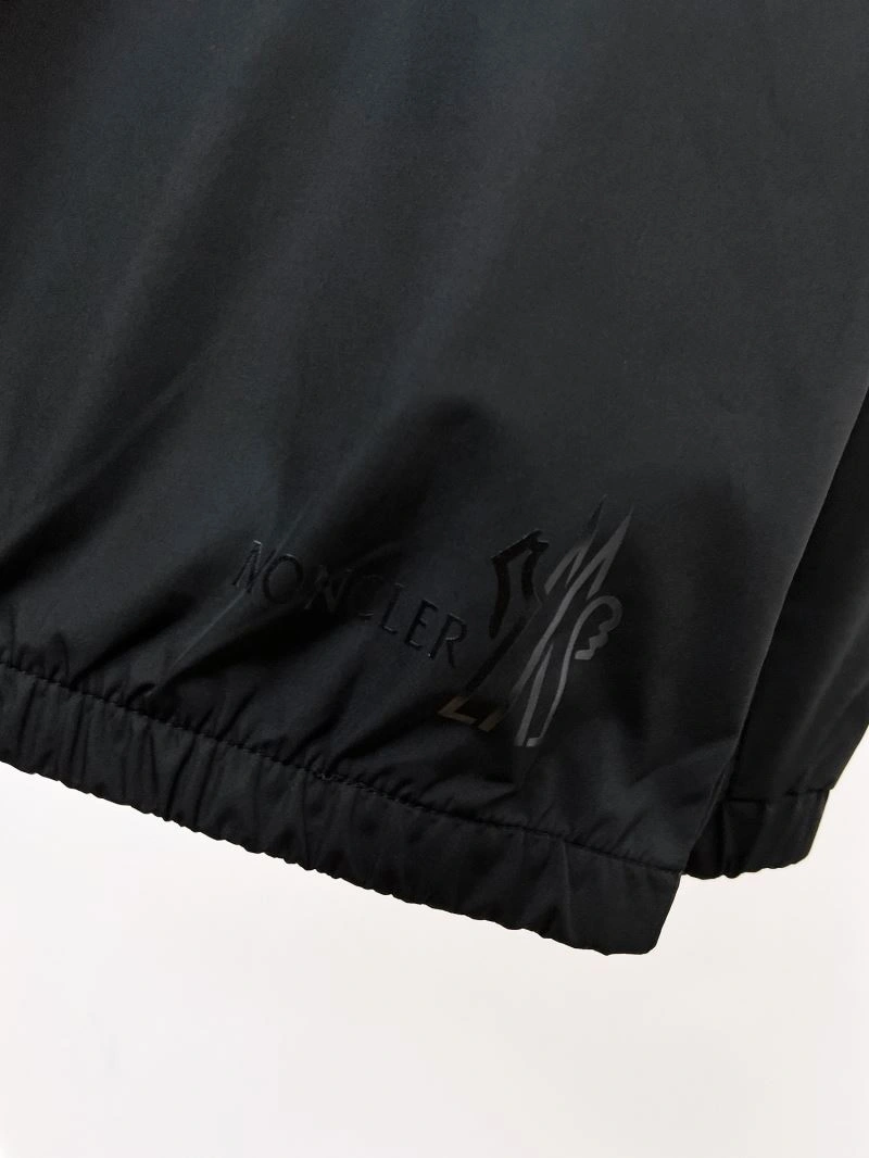 Moncler Outwear Timeless 141843