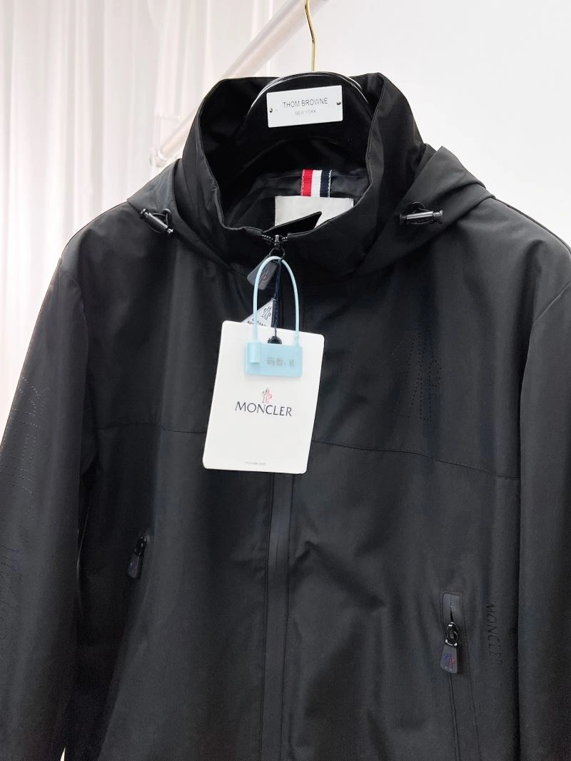 Moncler Outwear Timeless 141843
