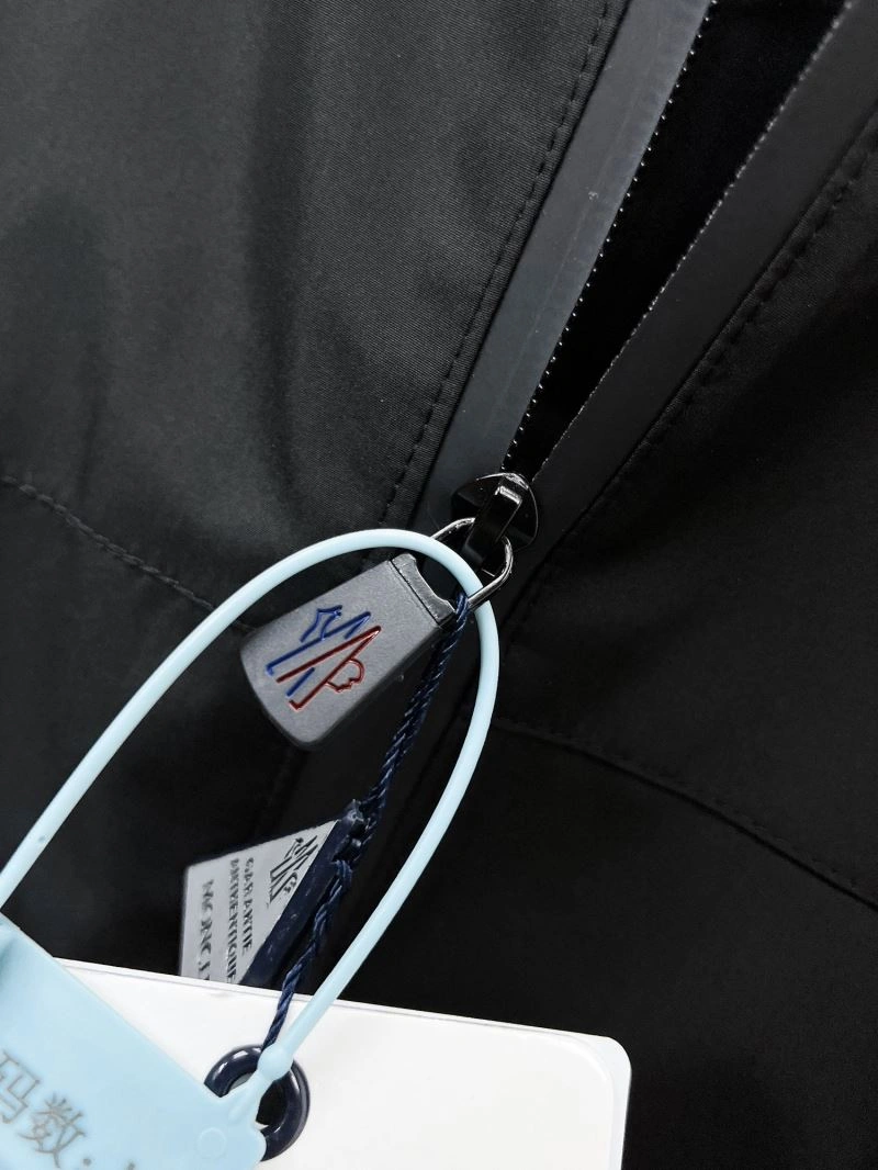 Moncler Outwear Timeless 141843