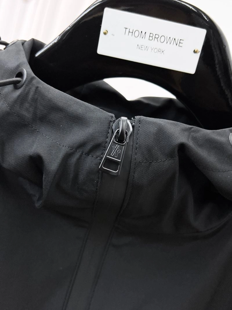 HighPerformance Moncler Outwear 141836