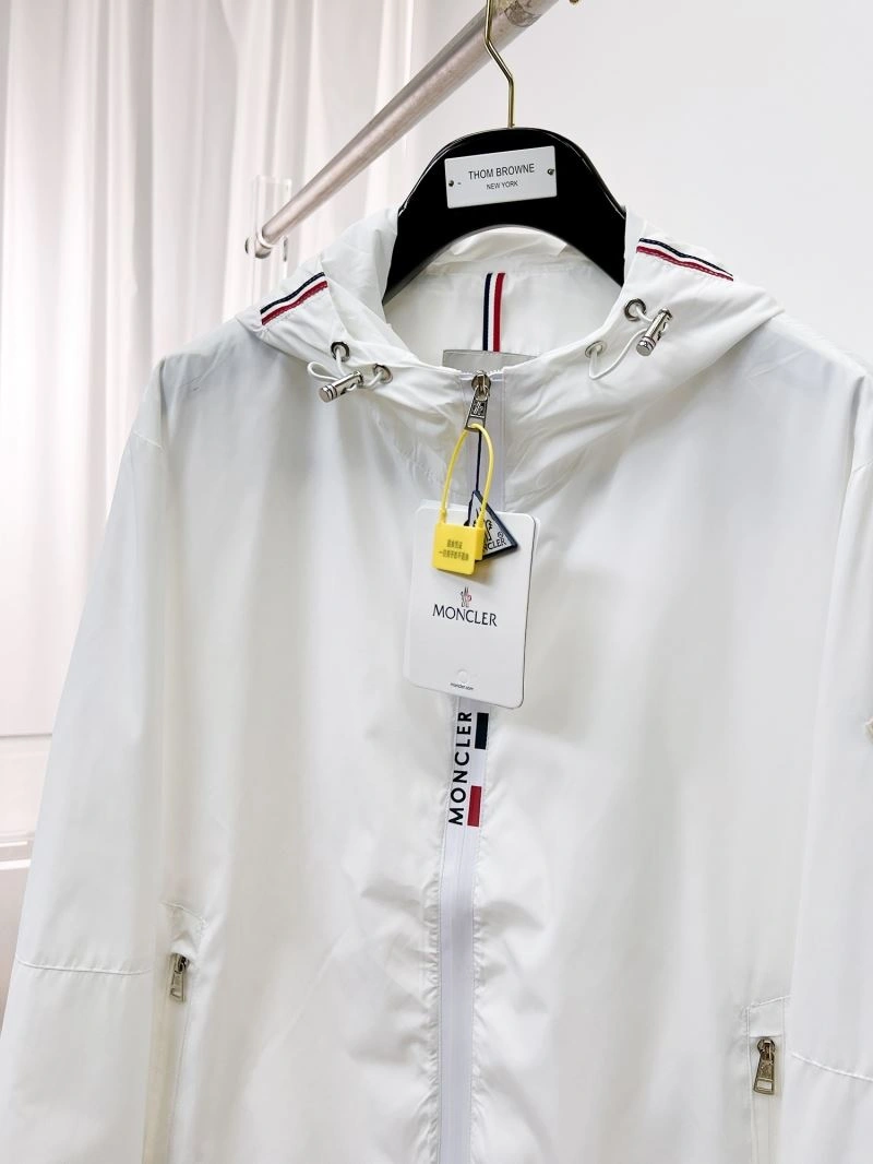 HighPerformance Moncler Outwear 141830