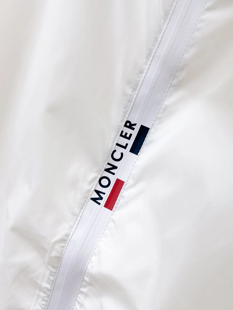 HighPerformance Moncler Outwear 141830