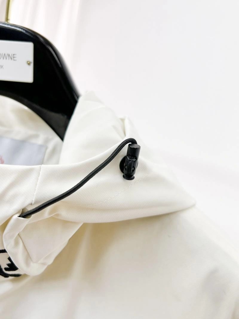Moncler Outwear StreetReady 141841