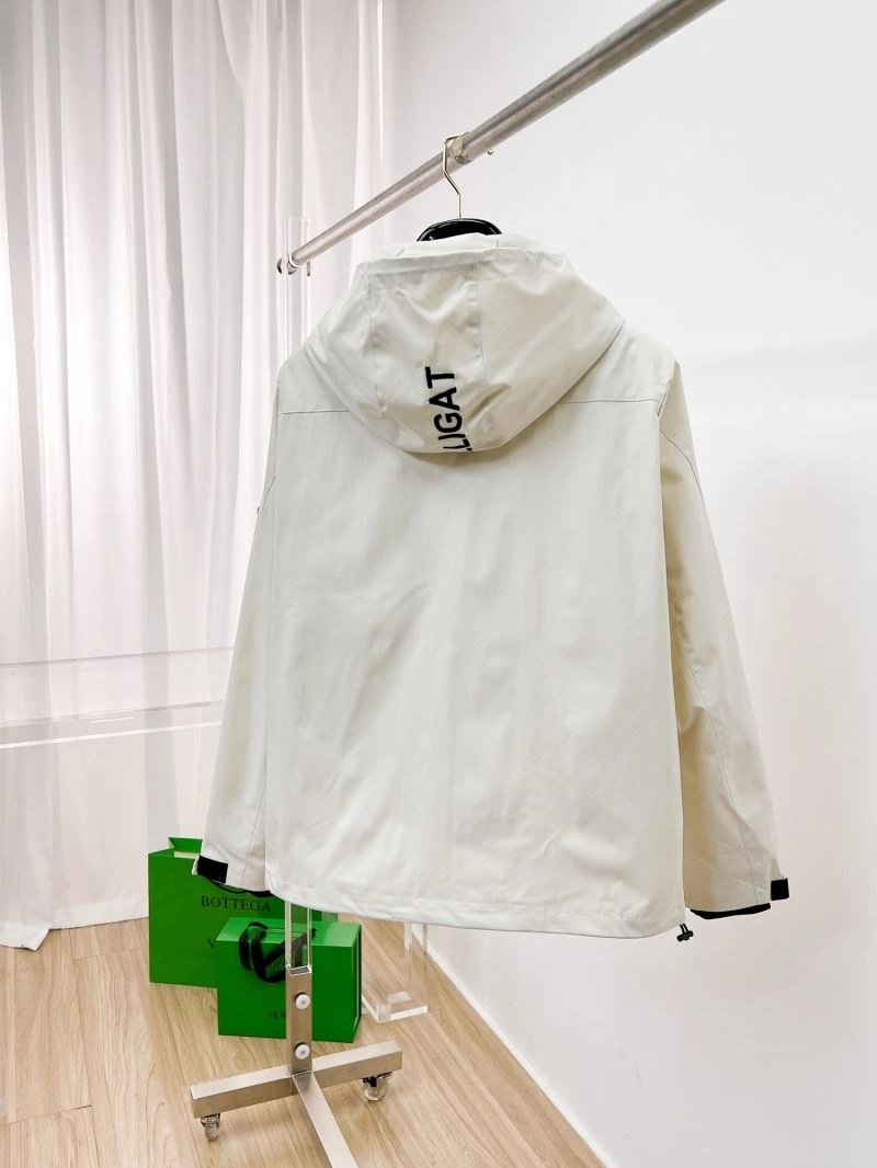 Moncler Outwear StreetReady 141841