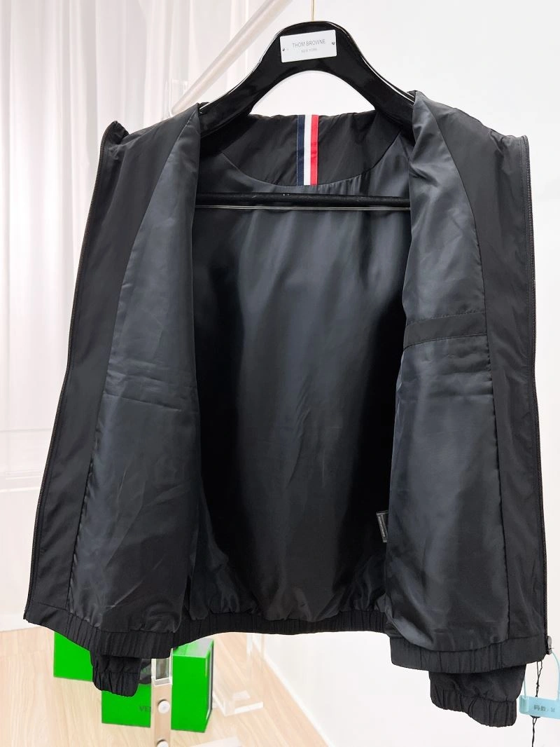 Moncler Outwear FastDry 141832