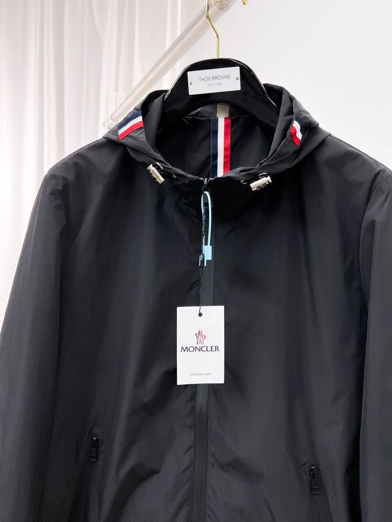 Moncler Outwear FastDry 141832