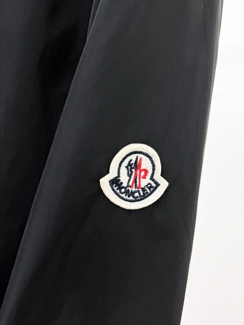 Moncler Outwear FastDry 141832