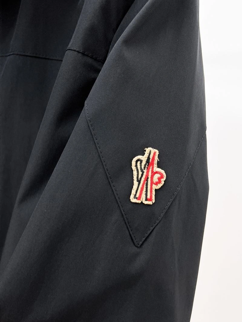 Moncler Outwear SportInspired 141848