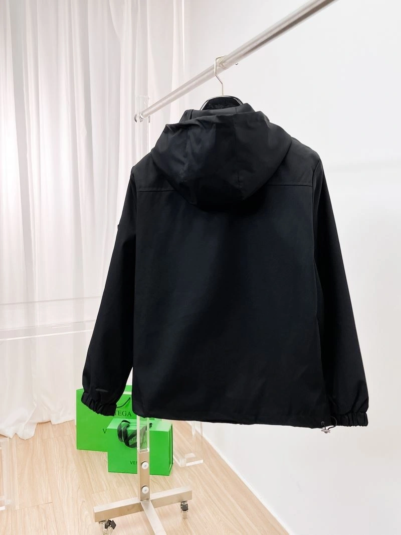Fashionable Moncler Outwear 141846