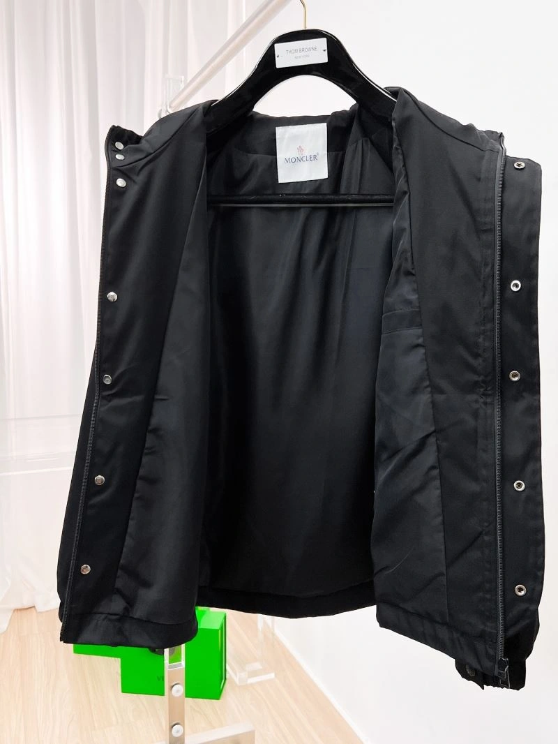 Fashionable Moncler Outwear 141846