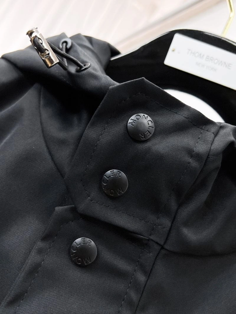 Fashionable Moncler Outwear 141846