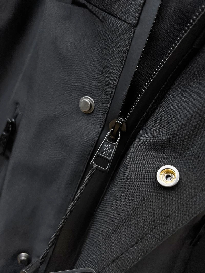 TimelessDesign Moncler Outwear 141844