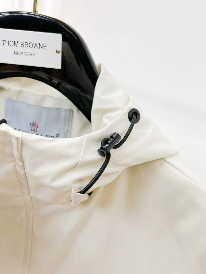 Moncler Outwear Soft 141838