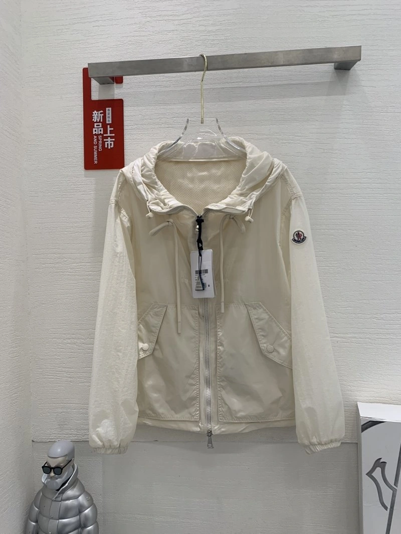 Moncler Outwear NewStyle 139820