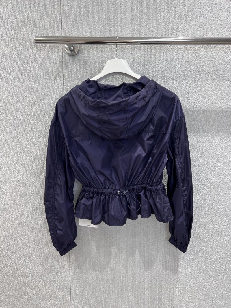 Unisex Moncler Outwear 139789