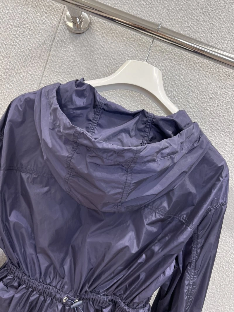 Unisex Moncler Outwear 139789