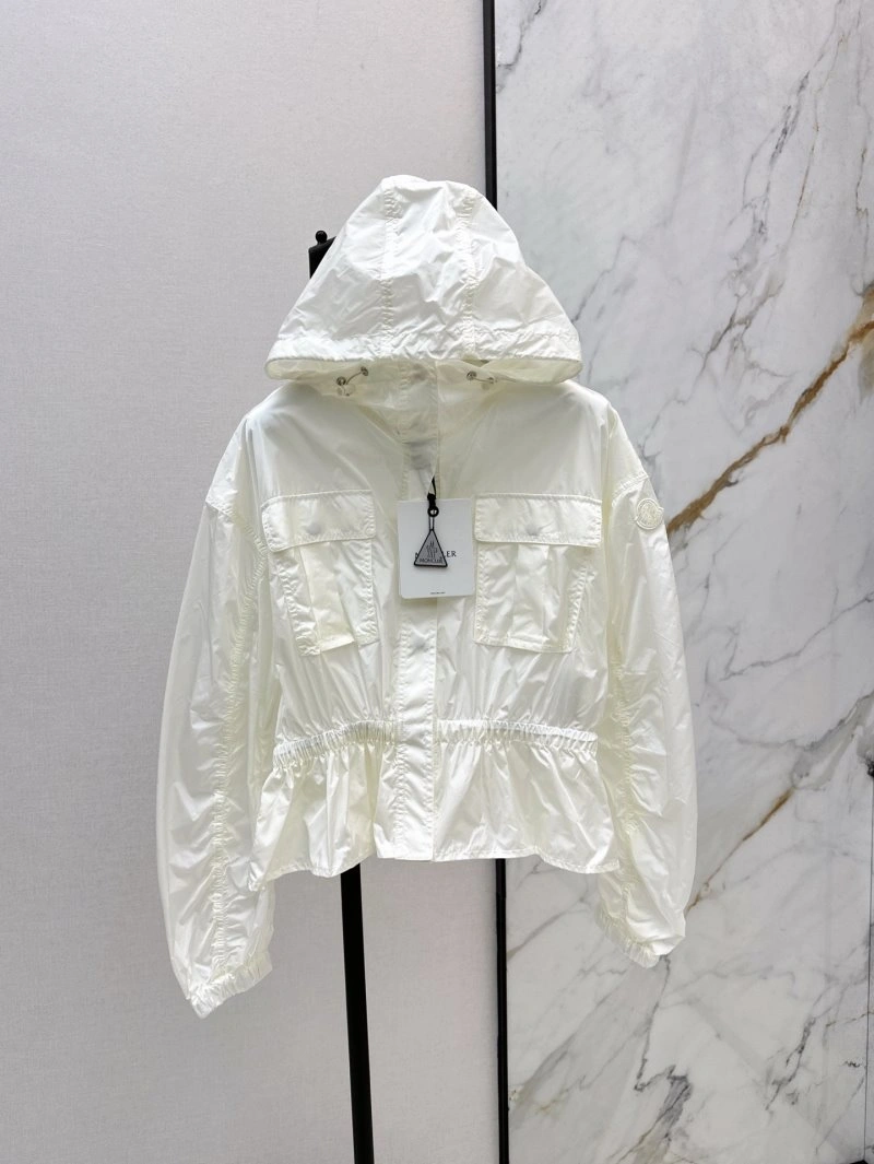Moncler Outwear Efficient 139628