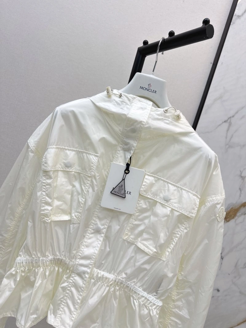 Moncler Outwear Efficient 139628