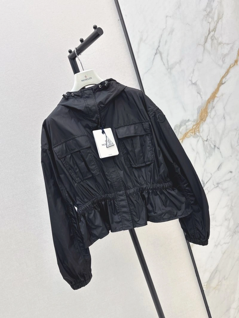 Moncler Outwear Thermal 139641