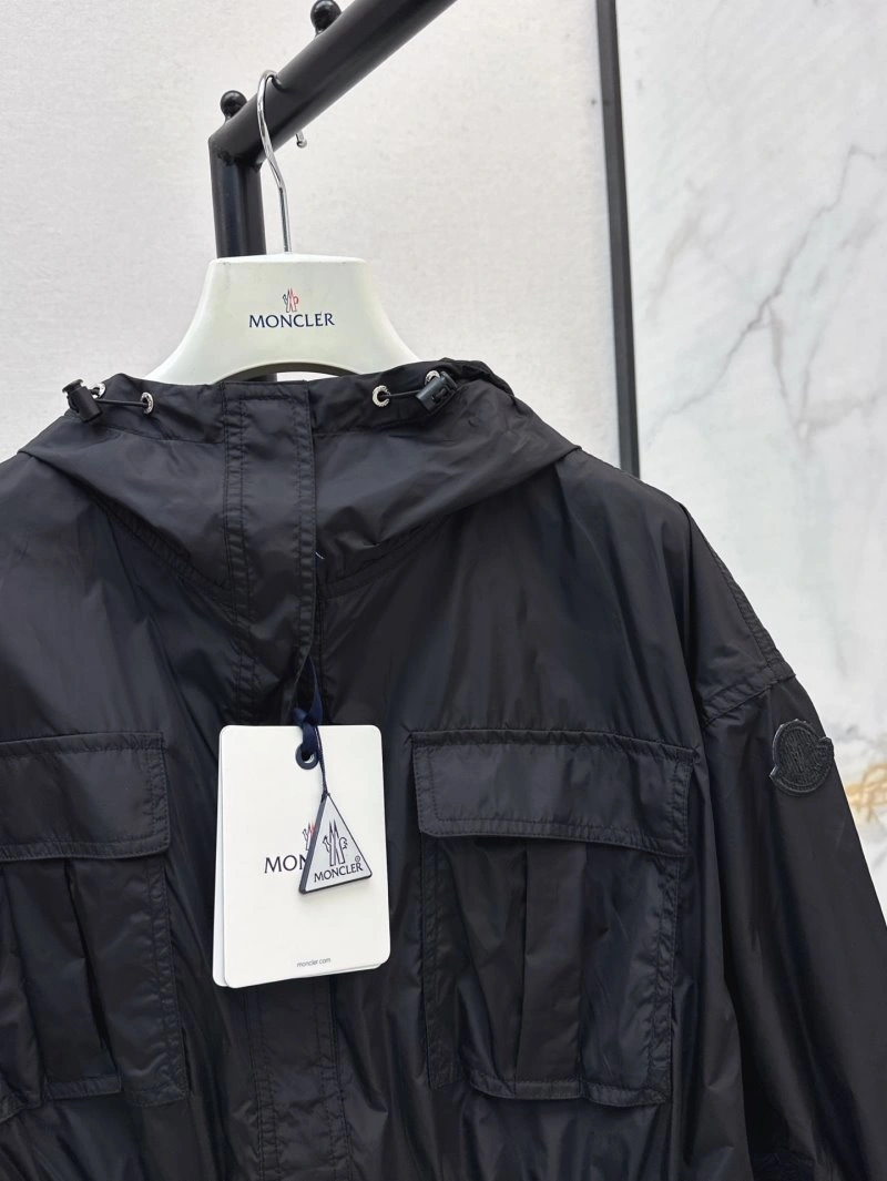 Moncler Outwear Thermal 139641
