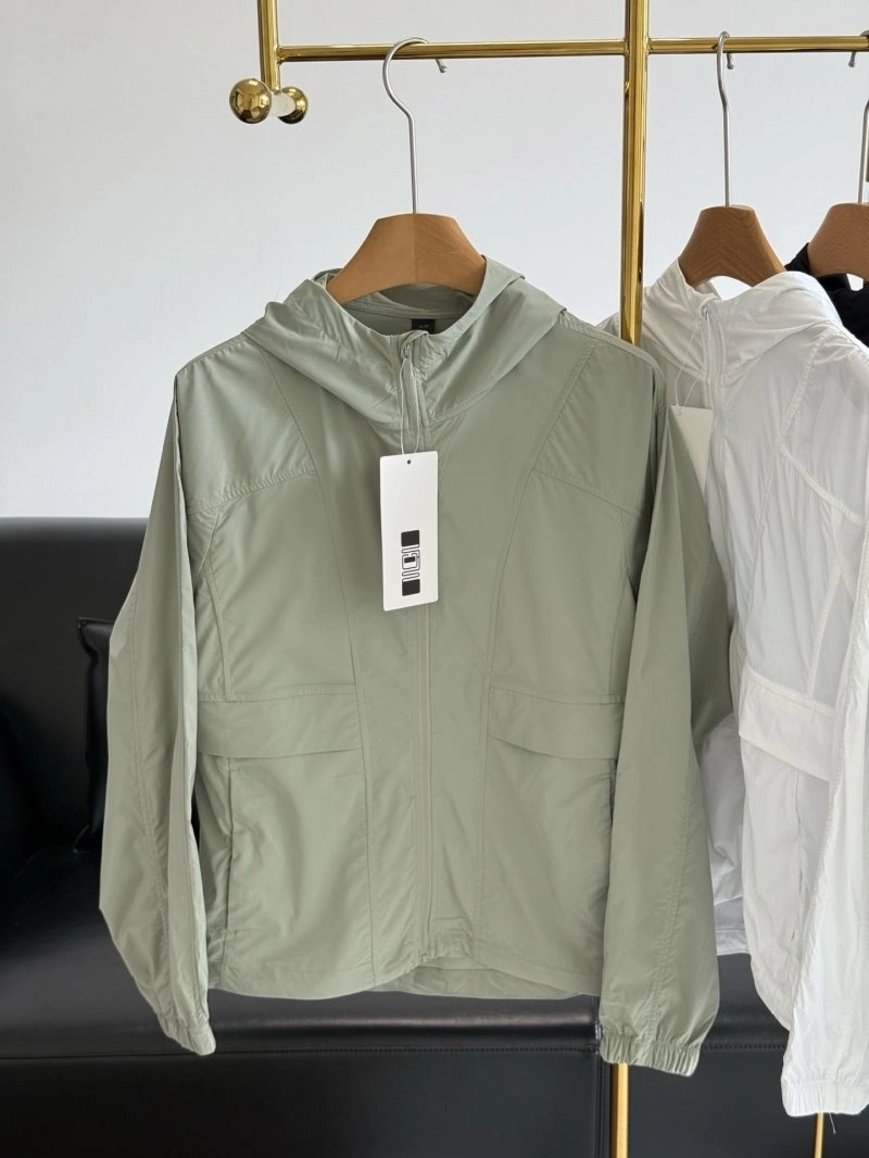Moncler Outwear SmartChoice 139635