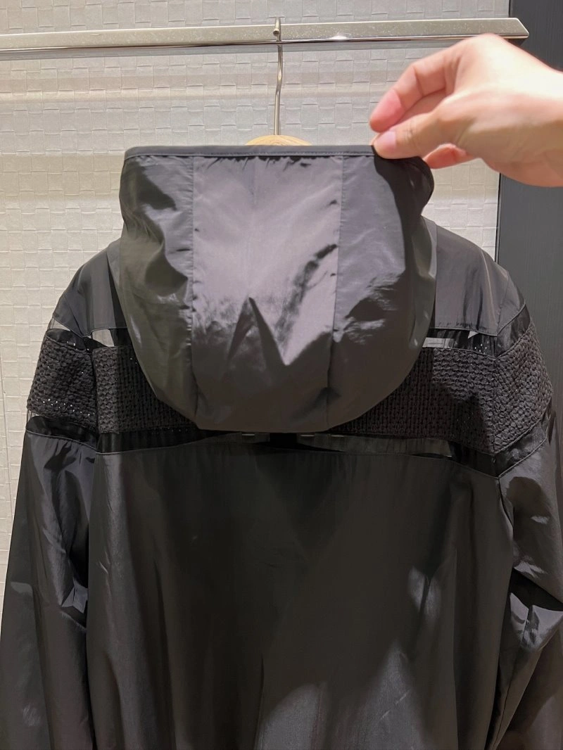 Moncler Outwear Seasonal 139645