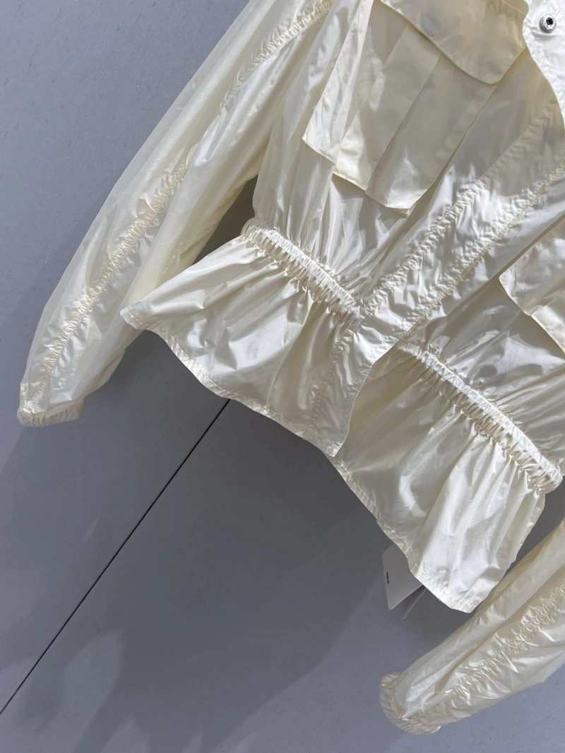 Moncler Outwear Breathable 139619