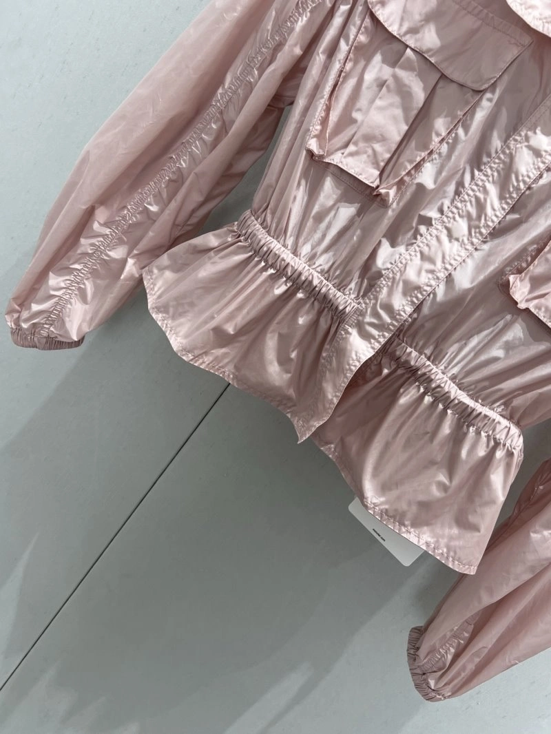 Moncler Outwear ZipUp 139652