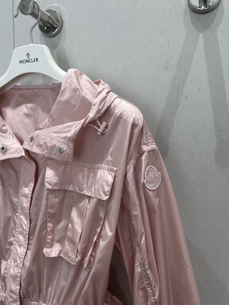 Moncler Outwear ZipUp 139652