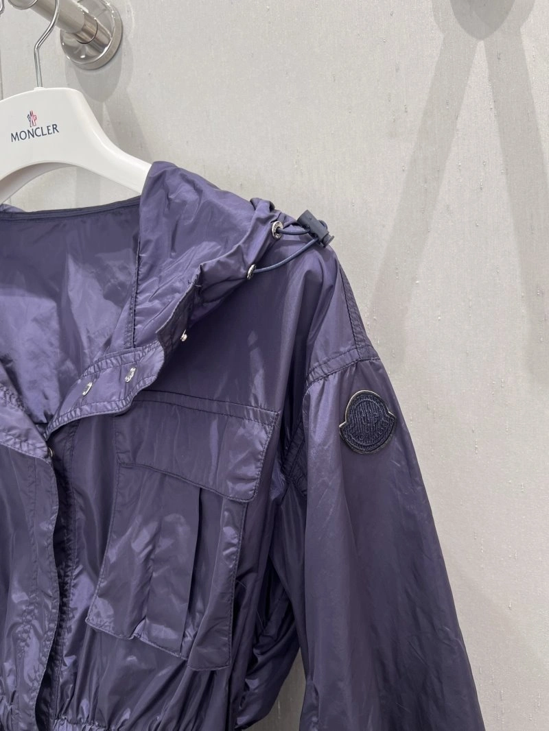 Seasonal Moncler Outwear 139613