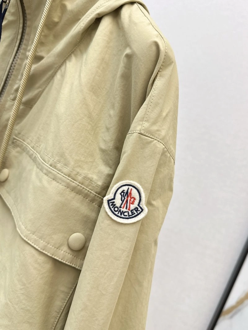 DailyWear Moncler Outwear 139611