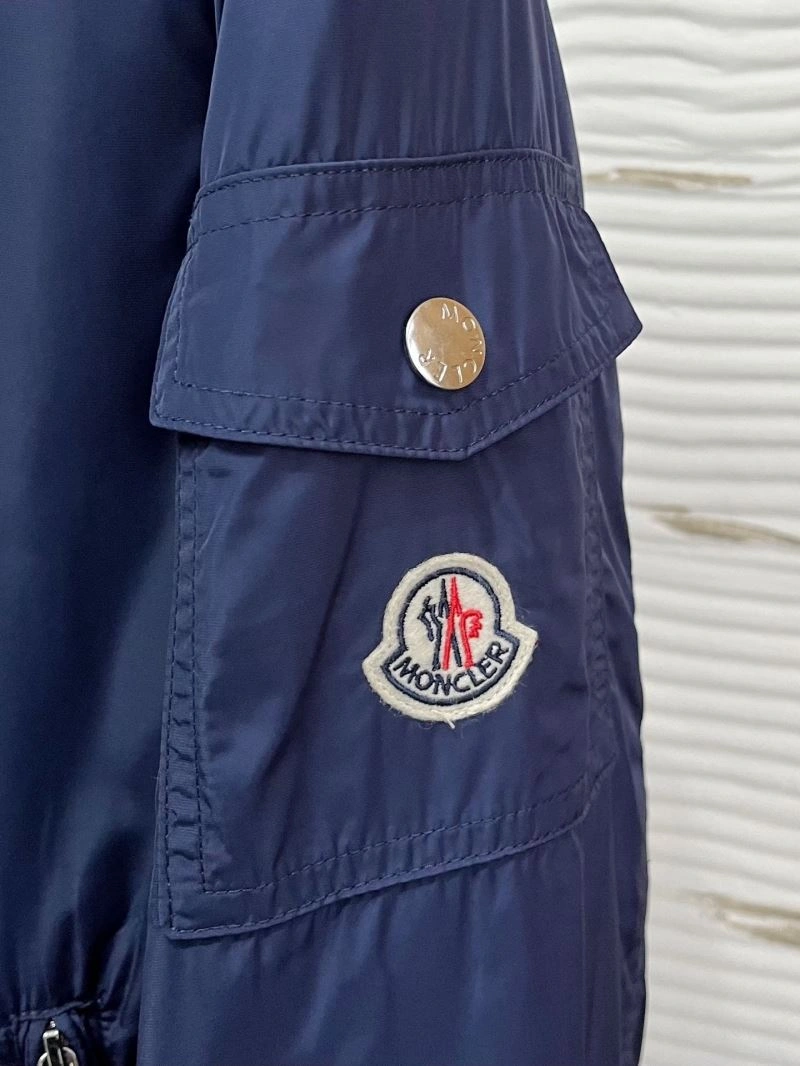 Sustainable Moncler Outwear 141589