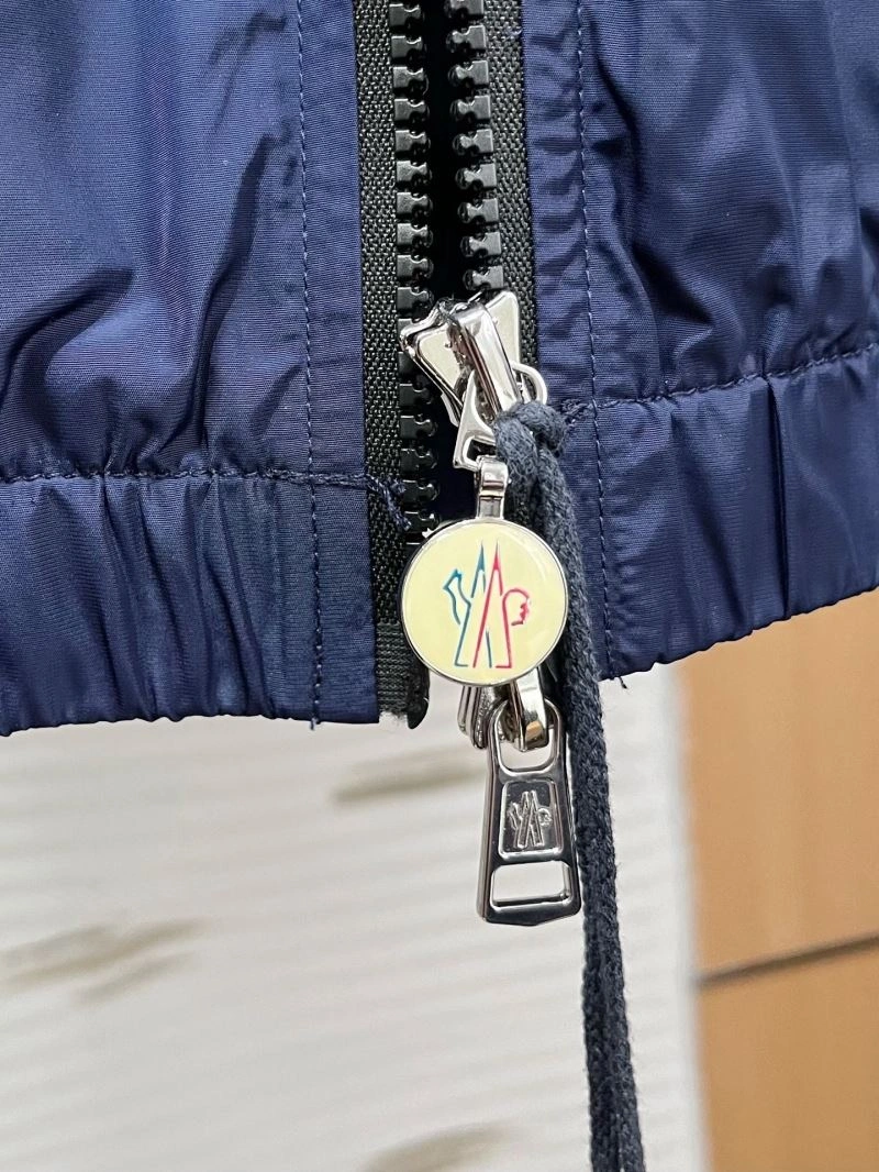 Sustainable Moncler Outwear 141589