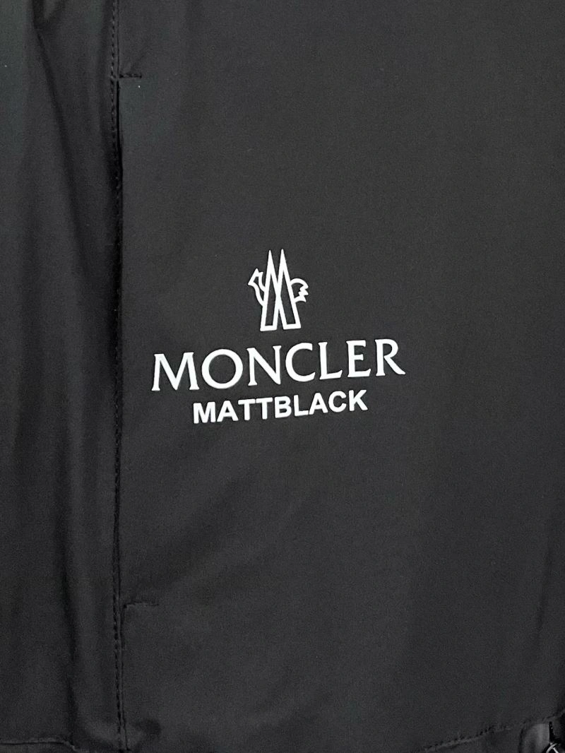 Moncler Outwear NewStyle 141582