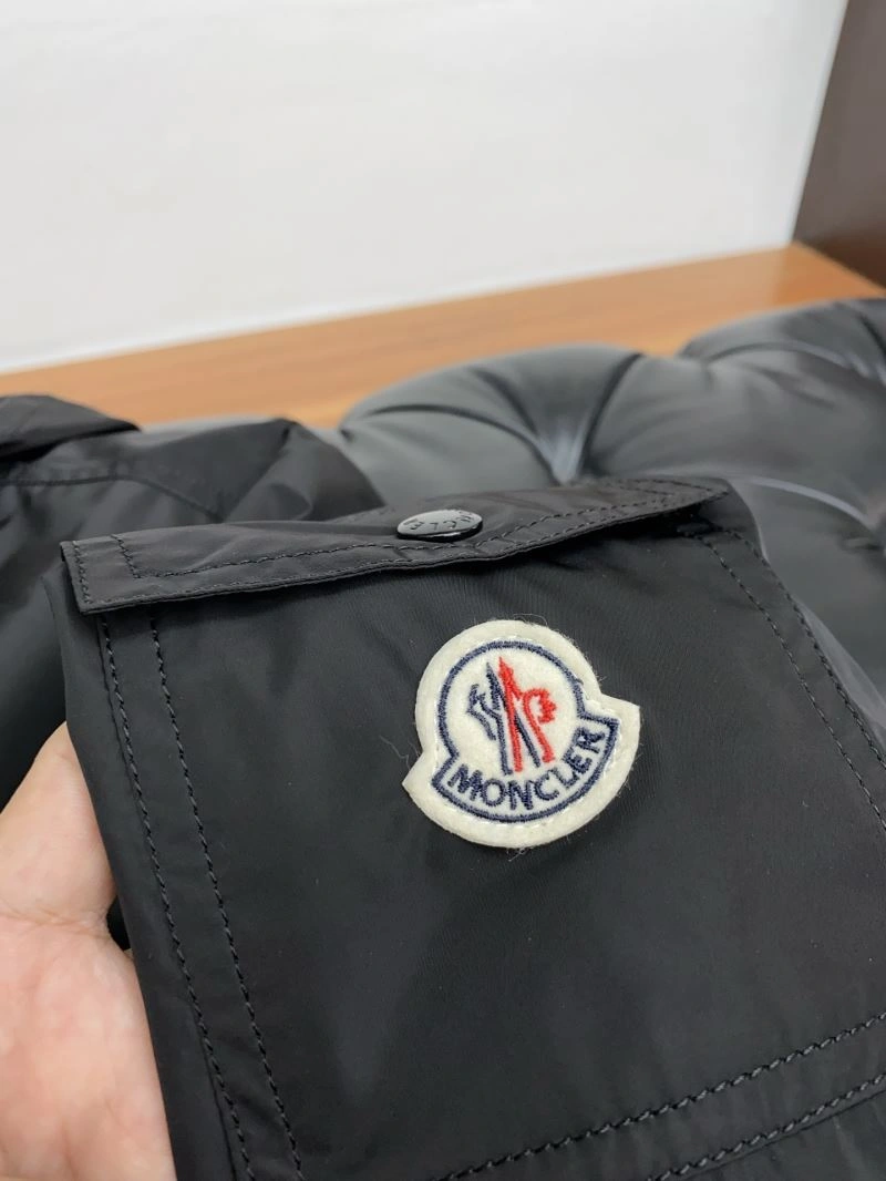 SmartChoice Moncler Outwear 141588