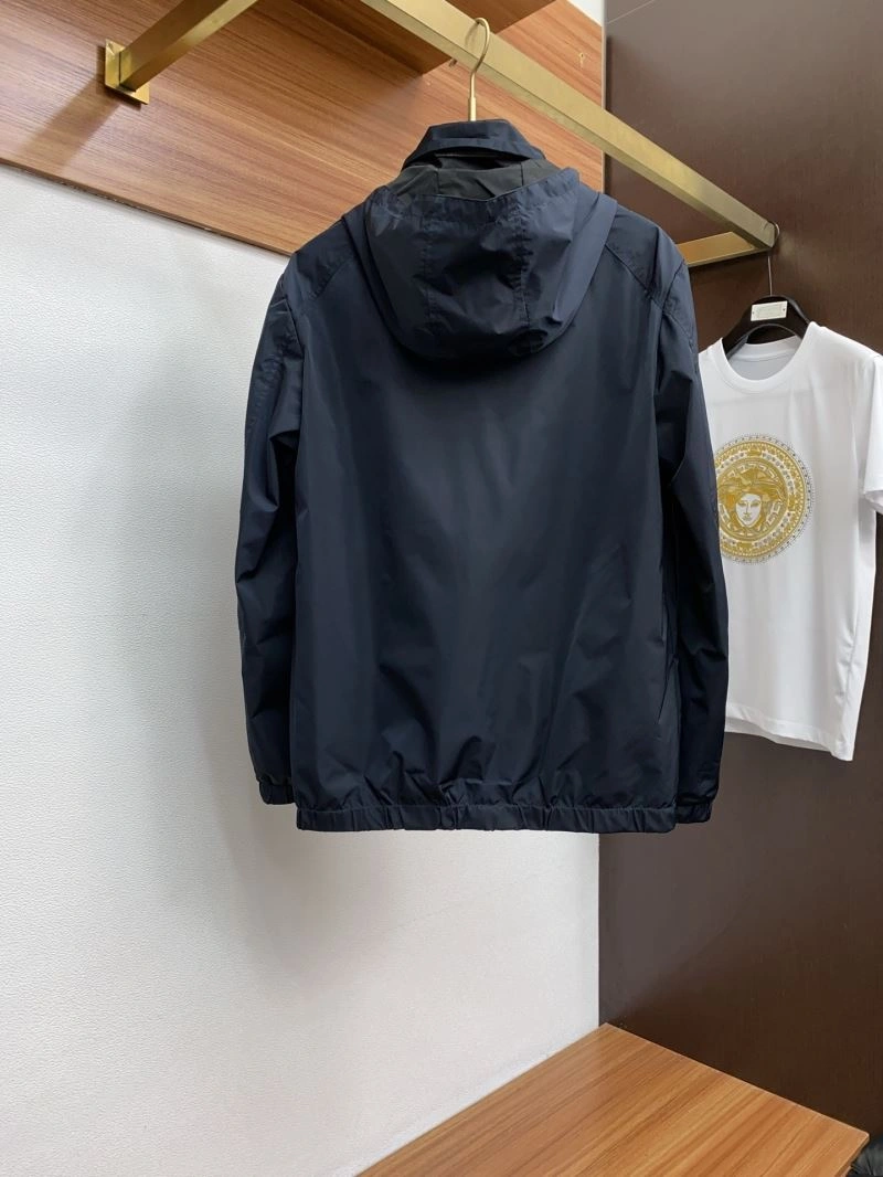 Moncler Outwear SoftTouch 141580