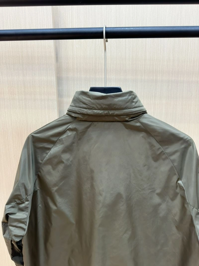 Moncler Outwear Comfortable 141574