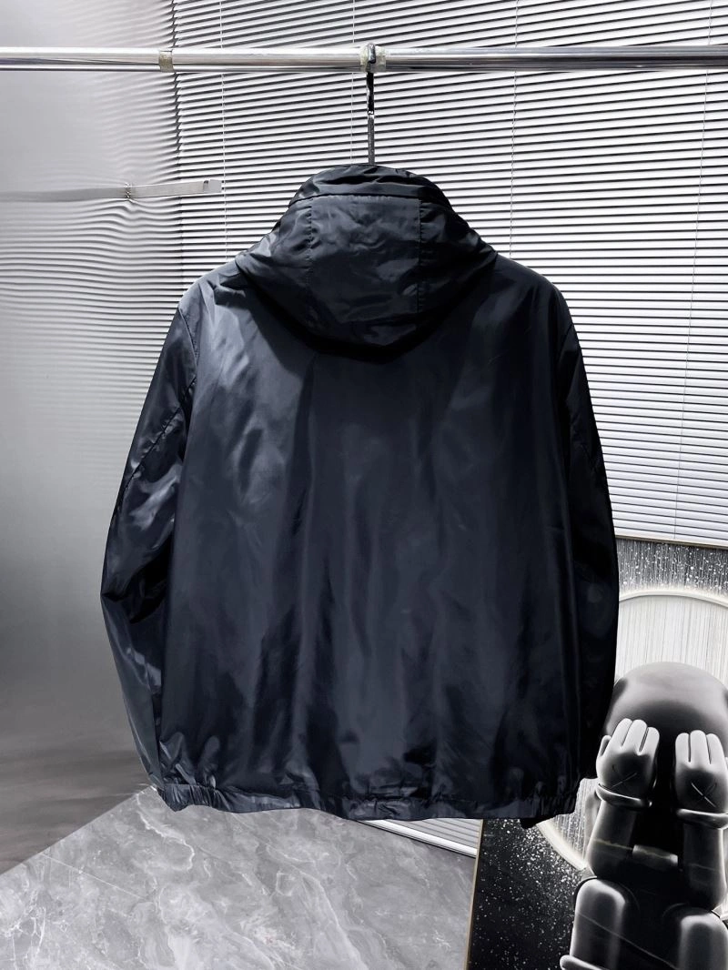 Comfortable Moncler Outwear 141577