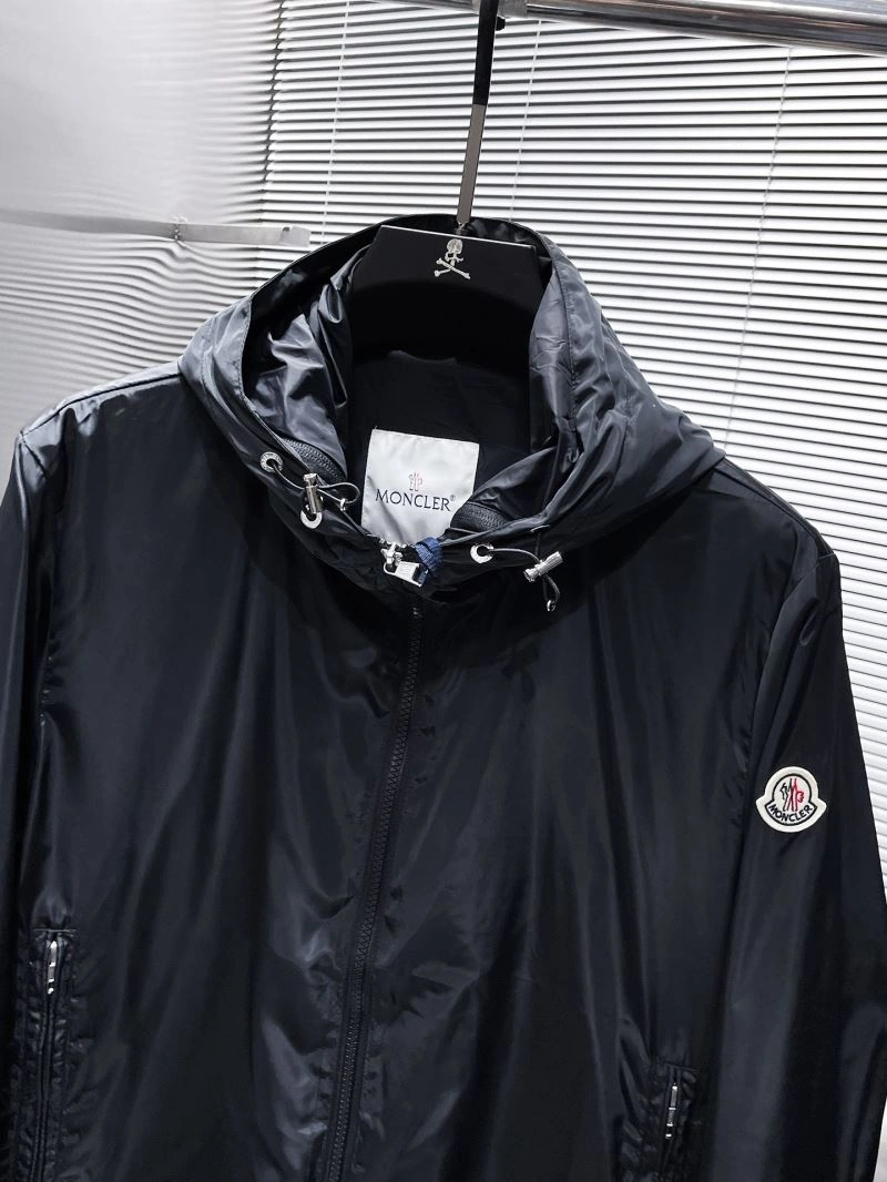 Comfortable Moncler Outwear 141577