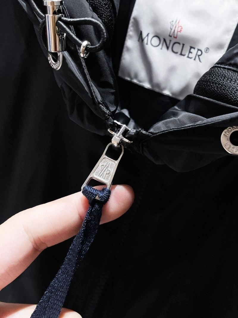 Comfortable Moncler Outwear 141577