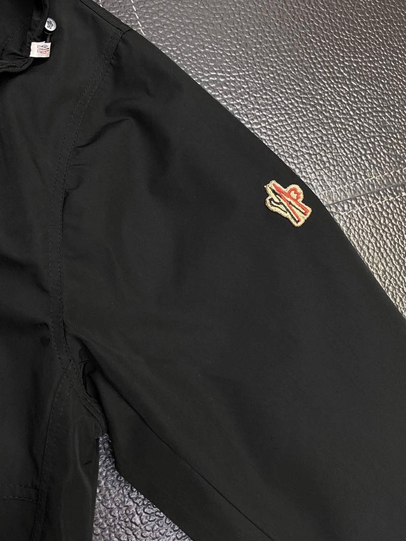 Youthful Moncler Outwear 141581