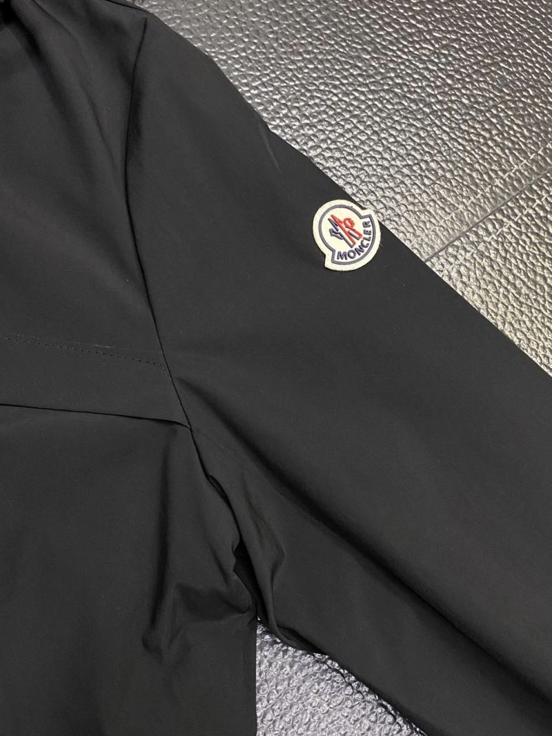 Moncler Outwear Flexible 141578