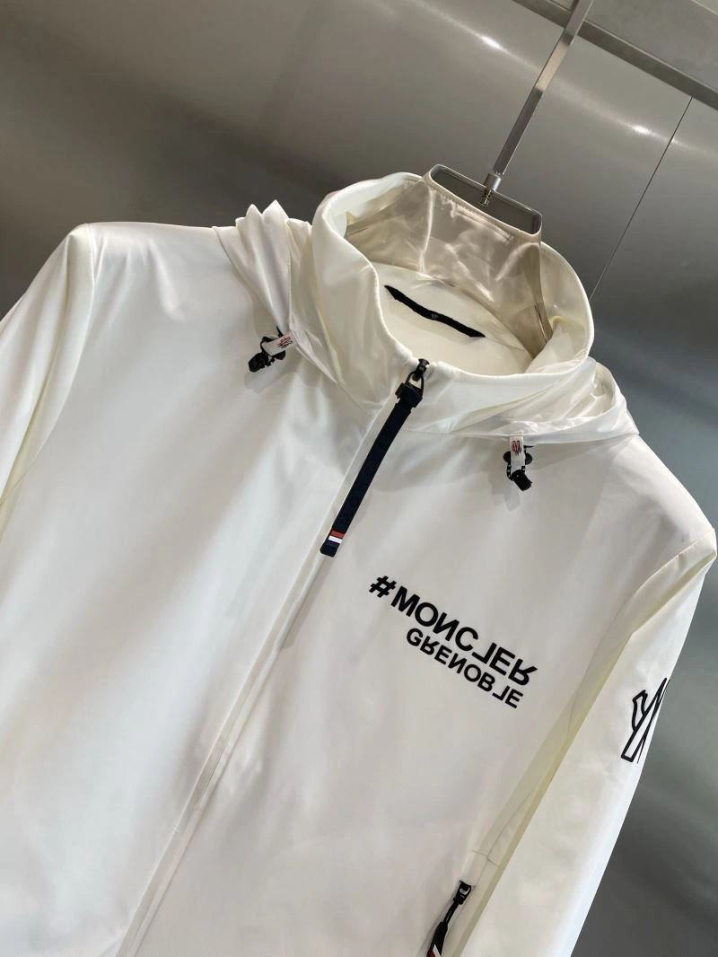 EasyCare Moncler Outwear 141569