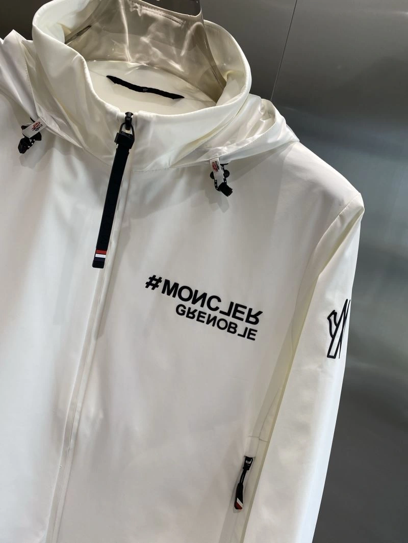 EasyCare Moncler Outwear 141569