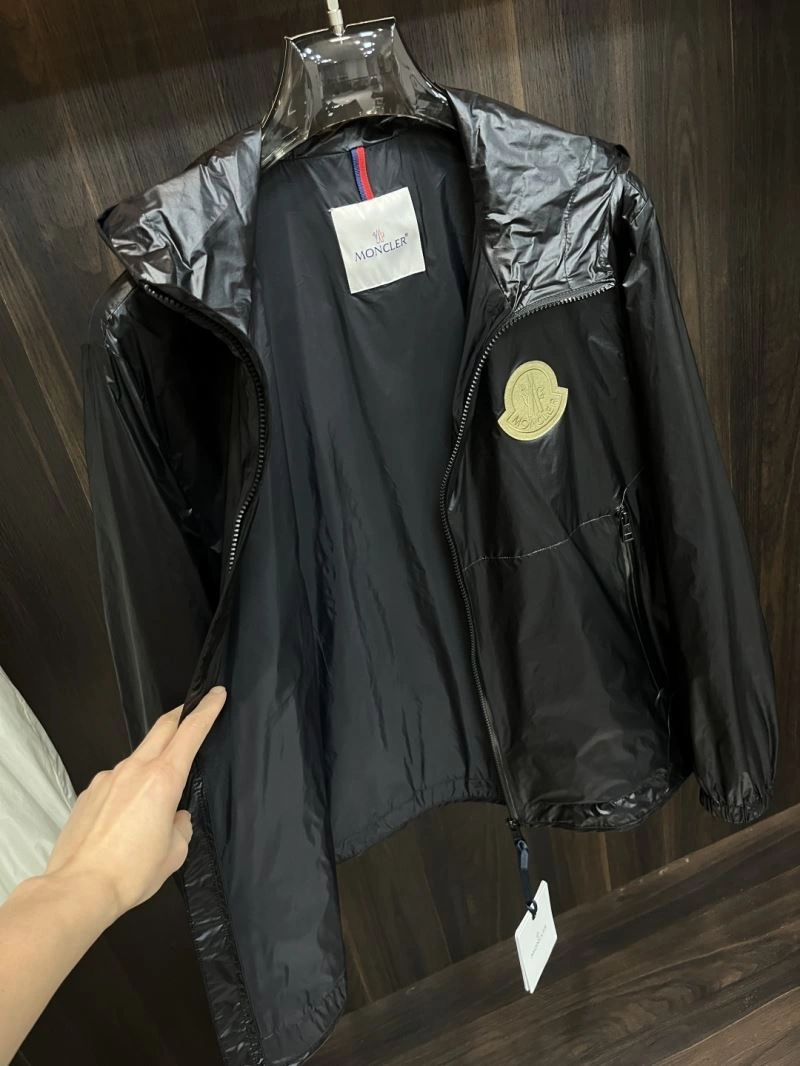 Moncler Outwear EasyCare 141573
