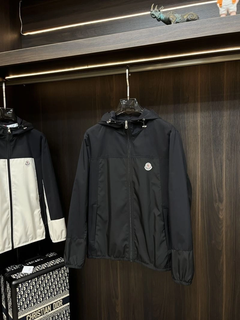 Moncler Outwear MultiPurpose 141565