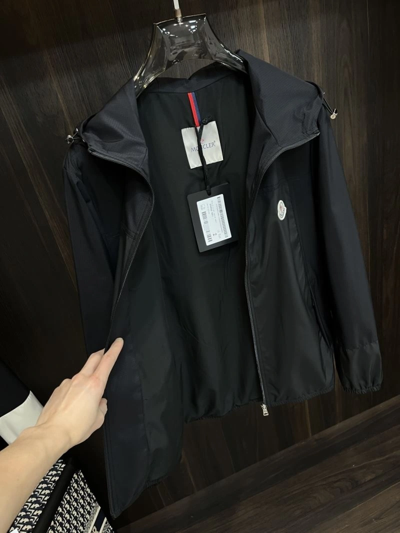 Moncler Outwear MultiPurpose 141565