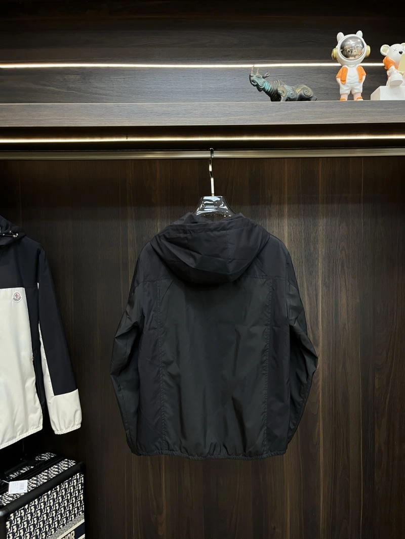 Moncler Outwear MultiPurpose 141565