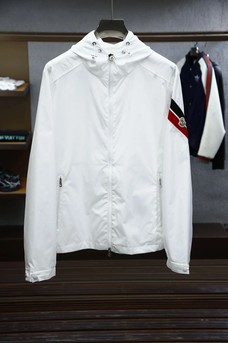 Durable Moncler Outwear 141564