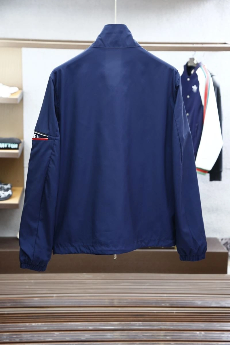 Moncler Outwear Chic 141561